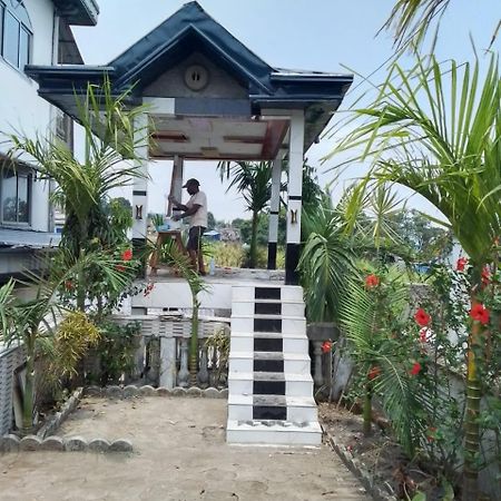Apex Guest Facility Apartment Buea ภายนอก รูปภาพ