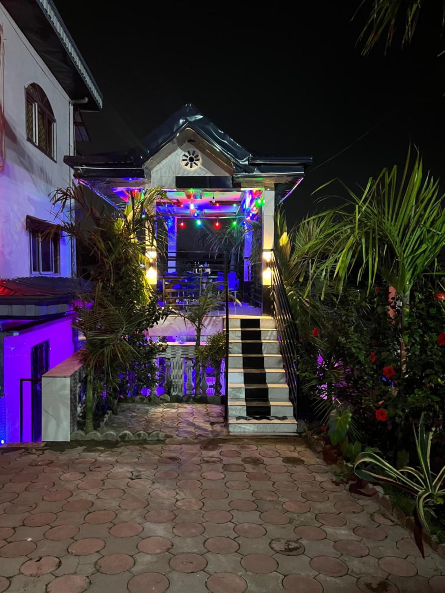 Apex Guest Facility Apartment Buea ภายนอก รูปภาพ